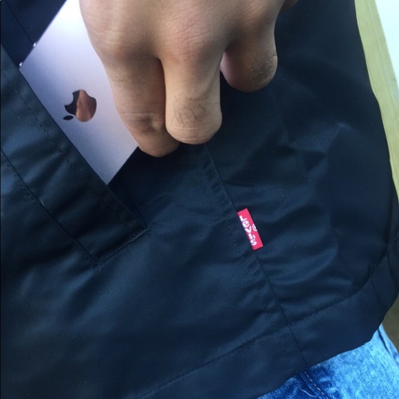 Limited edition Levi’s Fall season jacket ‼️🤘🏽😻 - Picture 5 of 7